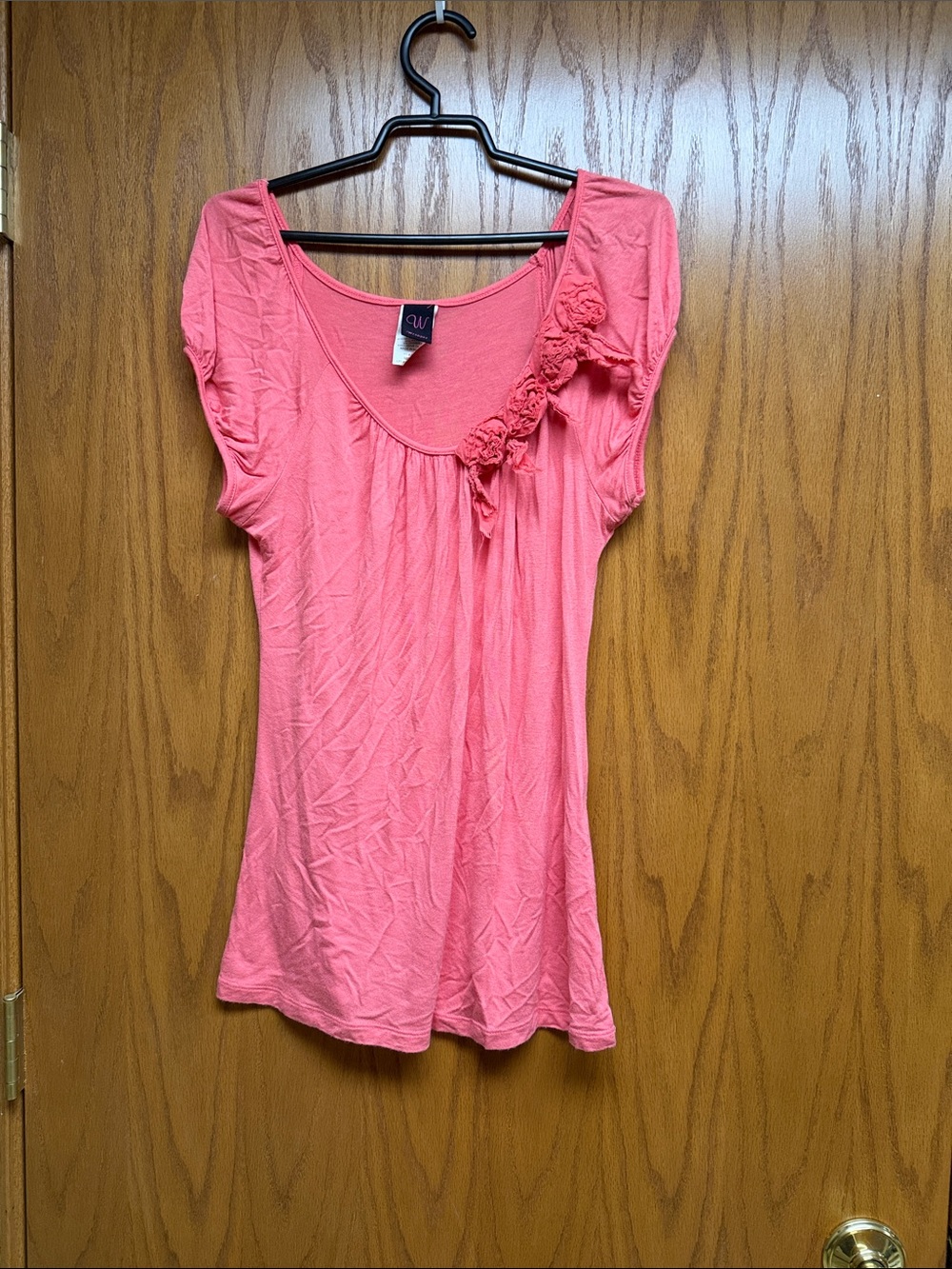 Wrapper Coral Scoop-Neck Floral-Accent Camisole